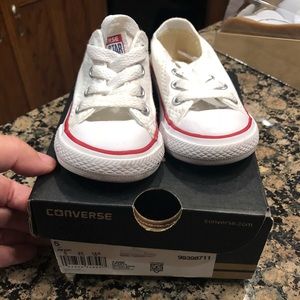 Converse white, size toddler US 5